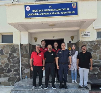 İZAKUT&rsquo;tan &Ccedil;andarlı Jandarma&rsquo;ya anlamlı ziyaret
