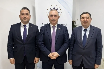 İZAZDER Başkanı Altay&rsquo;dan Bak&uuml;&rsquo;de sivil toplum diplomasisi
