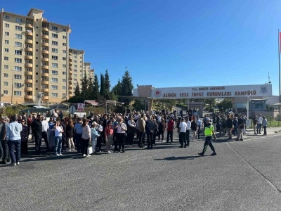 İzmir Büyükşehir yolsuzluk davasında 2. duruşma görülüyor
