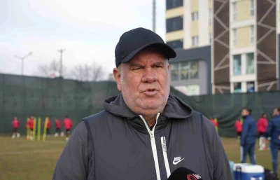 İzmir Çoruhlu FK’da Levent Eriş sesleri
