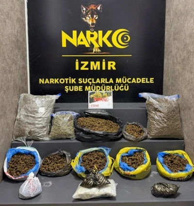 İzmir&rsquo;de 16 kilo 550 gram esrar ele ge&ccedil;irildi
