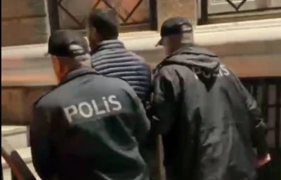 İzmir&rsquo;de 21 yıl hapis cezasıyla aranan h&uuml;k&uuml;ml&uuml; yakalandı
