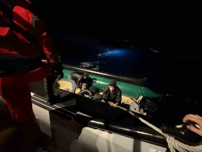 İzmir&rsquo;de 43 d&uuml;zensiz g&ouml;&ccedil;men yakalandı
