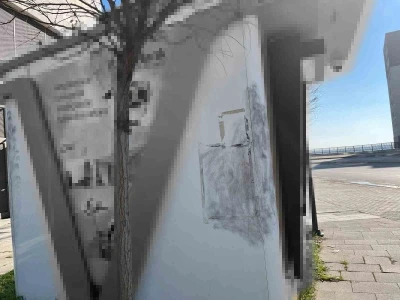 İzmir&rsquo;de banka aracından y&uuml;kl&uuml; miktarda vurgun
