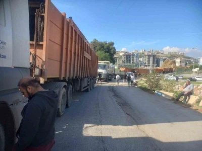 İzmir’de CHP’li belediyelerin çöp kavgası
