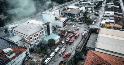 İzmir&rsquo;de fabrikada &ccedil;ıkan yangın s&ouml;nd&uuml;r&uuml;ld&uuml;
