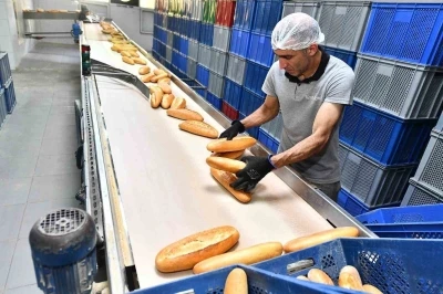 İzmir’de Halk Ekmek’e zam: 210 gram ekmek 10 TL oldu
