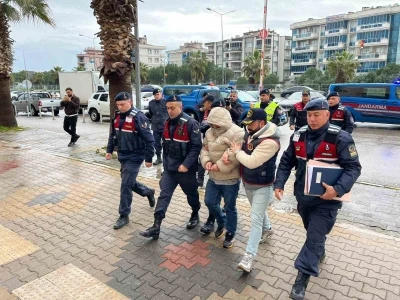 İzmir&rsquo;de iki kardeşin &ouml;ld&uuml;ğ&uuml; kazada &ccedil;arpıcı detay
