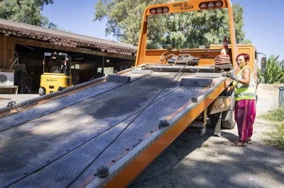 İzmir’de kadın çekici operatörü tabuları yıktı
