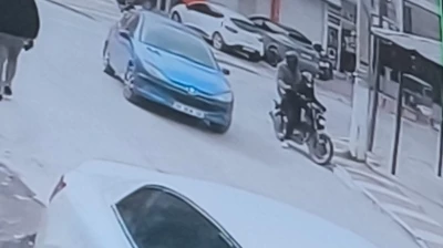 İzmir&rsquo;de kuyumcuyu pompalı t&uuml;fekle soyan 3 ş&uuml;pheli tutuklandı
