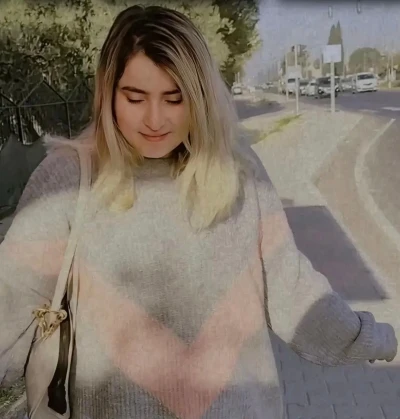 İzmir&rsquo;de midib&uuml;s&uuml;n &ccedil;arptığı gen&ccedil; kadın yaşamını yitirdi
