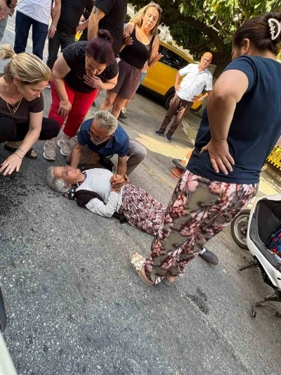 İzmir&rsquo;de motosikletin &ccedil;arptığı kadın yaralandı
