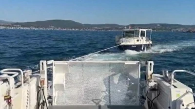 İzmir&rsquo;de Sahil G&uuml;venlik&rsquo;ten iki ayrı operasyon: 3 kişi kurtarıldı, 18 g&ouml;&ccedil;men yakalandı
