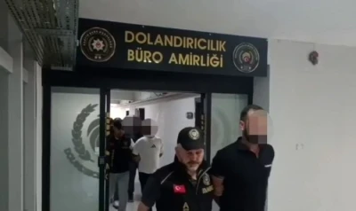 İzmir&rsquo;de sahte beyaz eşya servisi &ccedil;etesine operasyon: 5 tutuklama
