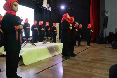 İzmir&rsquo;de şehit &ccedil;ocuklar unutulmadı
