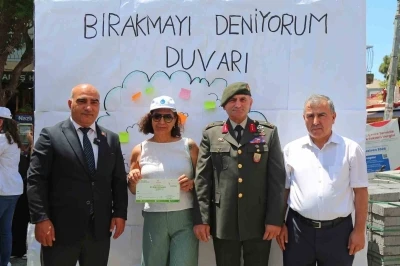 İzmir&rsquo;de t&uuml;t&uuml;n kullanımının sağlığa zararlarına dikkat &ccedil;ekildi
