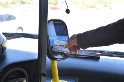 İzmir’de ulaşım ücretlerine zam
