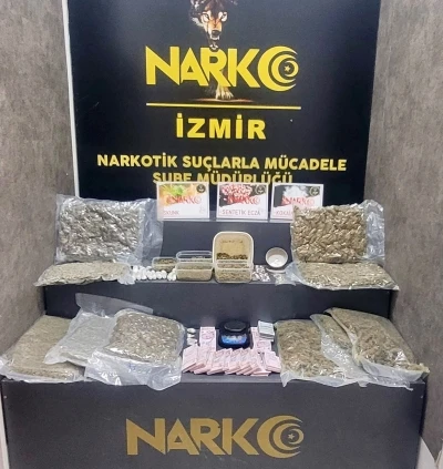 İzmir&rsquo;de zehir tacirlerine baskın: 11,5 kilo uyuşturucu ele ge&ccedil;irildi
