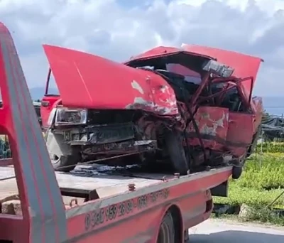 İzmir&rsquo;de zincirleme kaza: 1 &ouml;l&uuml;, 3 yaralı
