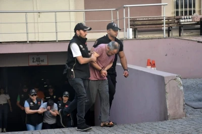 İzmir&rsquo;deki polis merkezi saldırısı davasında ara karar a&ccedil;ıklandı
