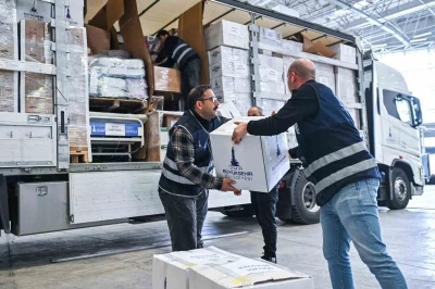 İzmir&rsquo;den Hatay&rsquo;a dayanışma k&ouml;pr&uuml;s&uuml;
