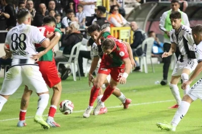 İzmir derbisinde Karşıyaka&rsquo;nın konuğu Altay
