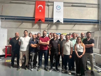 İzmir&rsquo;in &ccedil;alışkan fabrikası "Model Fabrika"
