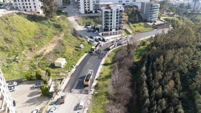 İzmir&rsquo;in yollarında tam gaz asfalt seferberliği
