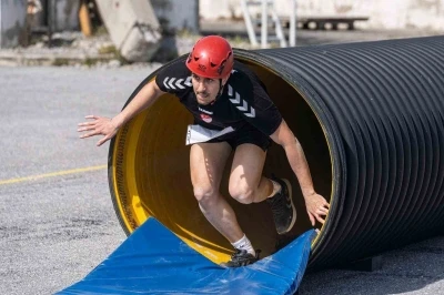 İzmir İtfaiyesi&rsquo;nde zorlu sınav maratonu başladı
