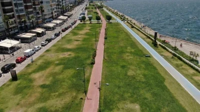 İzmir Kordon&rsquo;da &rsquo;sıcak&rsquo; sessizlik
