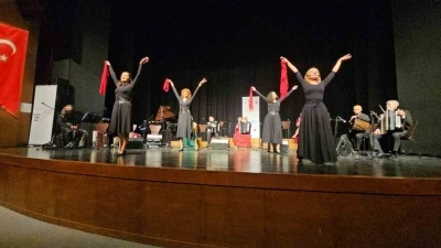 İzmirli sanat&ccedil;ı, uluslararası akordeon festivalinde j&uuml;ri &uuml;yeliği yaptı
