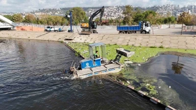 İzmit Körfezi’ne &quot;temizlik kalkanı&quot;
