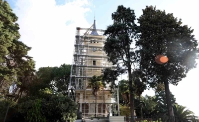 İzmit Saat Kulesi&rsquo;nde restorasyon &ccedil;alışmaları sona yaklaştı
