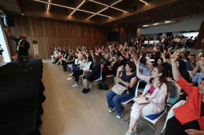 İzQ&rsquo;dan rekor yılı: 2025&rsquo;te 800 aktif &uuml;ye, 16 bin 500 katılımcı
