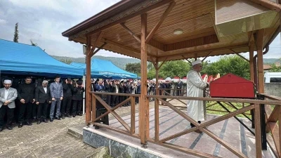 Jandarma Genel Komutanı &Ccedil;ardak&ccedil;ı&rsquo;nın acı g&uuml;n&uuml;
