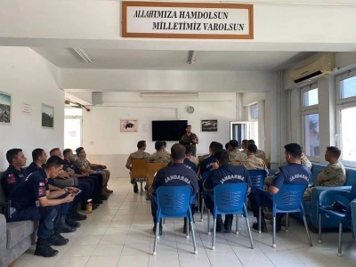 Jandarma personeline av sezonu eğitimi verildi
