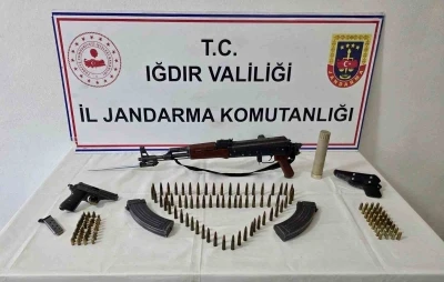 Jandarma silah ka&ccedil;ak&ccedil;ılarına g&ouml;z a&ccedil;tırmıyor
