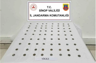 Jandarma tarihi eser kaçakçılığına geçit vermedi
