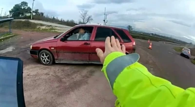 Jandarma uygulamasından ka&ccedil;tı, tekrar geri d&ouml;nd&uuml;
