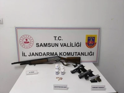 Jandarma uyuşturucu hap ve silah ele geçirdi
