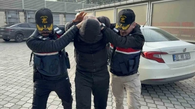 Jandarmadan DEAŞ operasyonu: 1 g&ouml;zaltı
