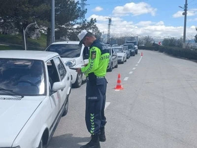 Jandarmadan huzur ve g&uuml;venlik uygulaması
