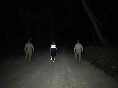 Jandarmadan tarlalarda hırsızlığa karşı nöbet
