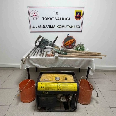 Jandarmadan Tokat&rsquo;ta ka&ccedil;ak kazı baskını
