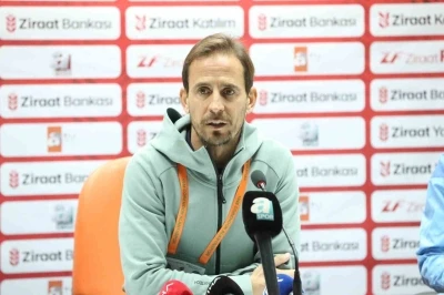 Joao Pereira: "Oyunumuzu, doğru duygu ve mantaliteyi sahaya yansıtamadık&rsquo;&rsquo;
