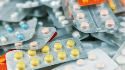 Ka&ccedil;ak ila&ccedil; operasyonunda 54 ş&uuml;pheli yakalandı