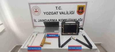 Ka&ccedil;ak kazı yapmak istediler, su&ccedil;&uuml;st&uuml; yakalandılar
