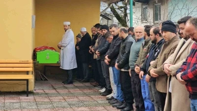 Ka&ccedil;ak maden ocağında &ouml;len iş&ccedil;i toprağa verildi
