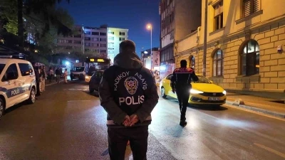 Kadık&ouml;y&rsquo;de helikopter destekli asayiş denetimi
