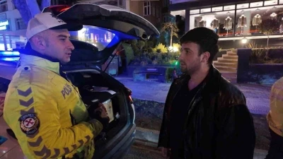 Kadık&ouml;y&rsquo;de sunrooftan &ccedil;ıkan gen&ccedil; drondan ka&ccedil;amadı: Cezayı yedi
